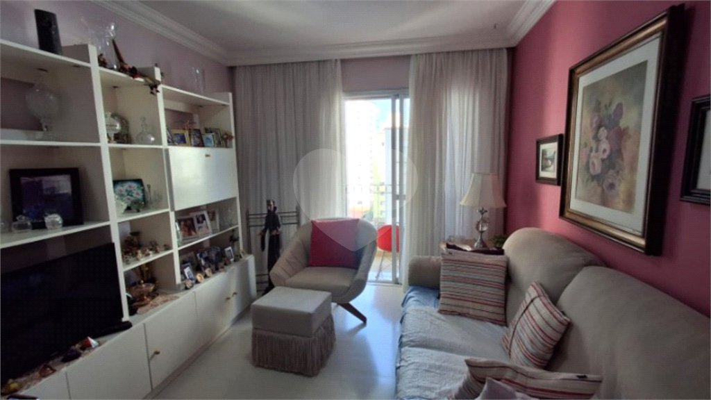 Apartamento à venda com 3 quartos, sendo 1 suíte,  em Indianópolis, São Paulo, SP