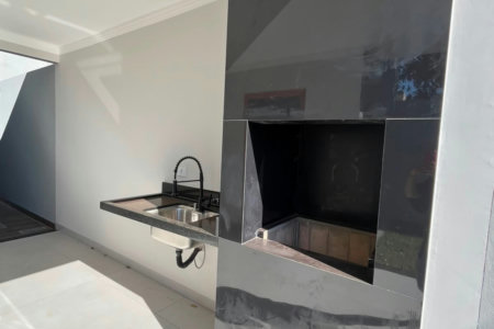 Casa à venda com 3 quartos, sendo 1 suíte,  em Bela Vista da Lagoa, Três Lagoas, MS