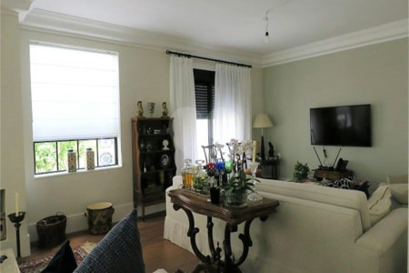 Casa à venda com 3 suítes em Vila Inah, São Paulo, SP