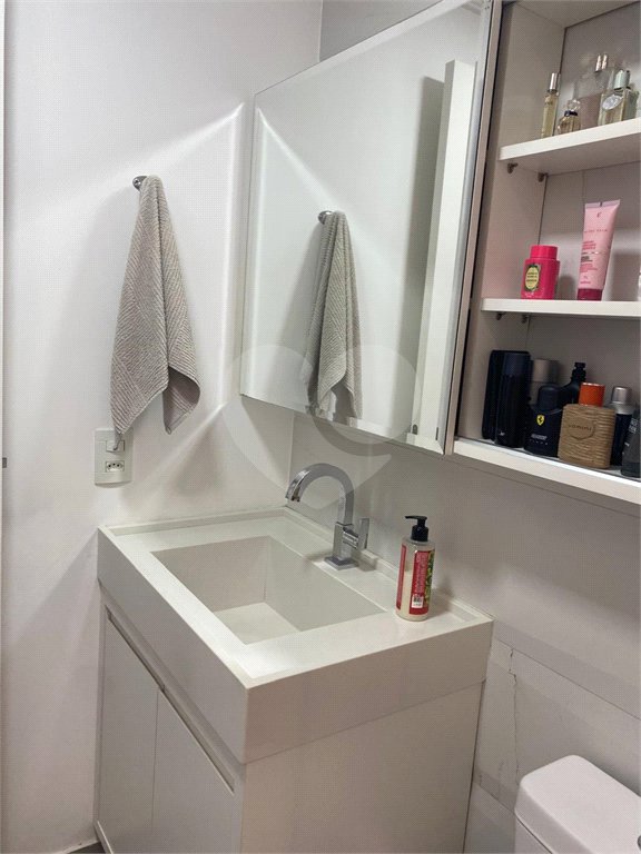 Apartamento à venda com 3 quartos, sendo 1 suíte, em Campo Grande, São Paulo, SP