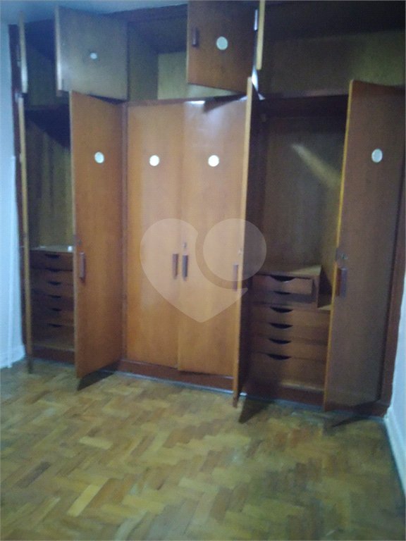 Sobrado à venda com 3 quartos em Vila Cordeiro, São Paulo, SP