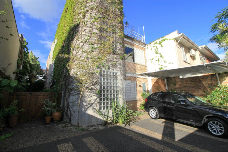 Casa à venda ou para alugar com 5 quartos, sendo 3 suítes,  em Vila Madalena, São Paulo, SP