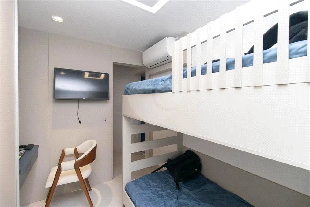 Apartamento à venda com 3 quartos, sendo 1 suíte, em Vila Maria Alta, São Paulo, SP