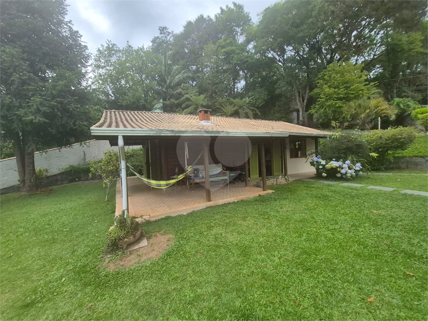 Casa à venda com 2 quartos, sendo 1 suíte, no condomínio Sausalito, Mairiporã - SP