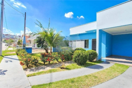 Casa à venda com 3 quartos, sendo 1 suíte, no condomínio Mirante dos Ipes, Salto - SP