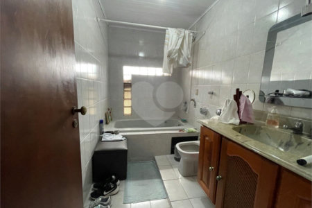 Casa Térrea à venda com 2 quartos, sendo 1 suíte, em Chora Menino, São Paulo, SP