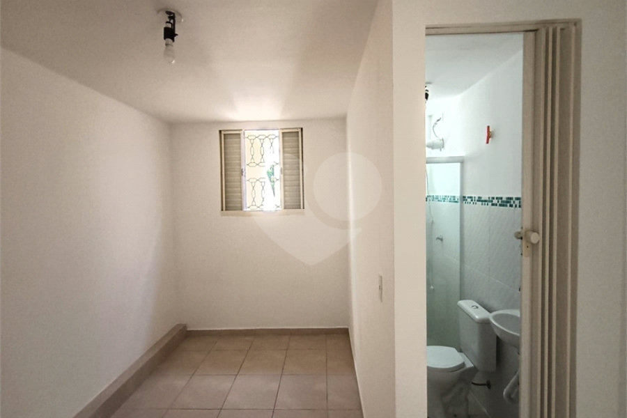 Casa para alugar com 1 quarto no condomínio Cond R Claudio Rodrigues Lopes, São Paulo - SP