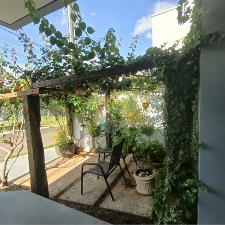 Casa à venda com 3 quartos, sendo 1 suíte,  no condomínio Ipes 2, Tatuí - SP
