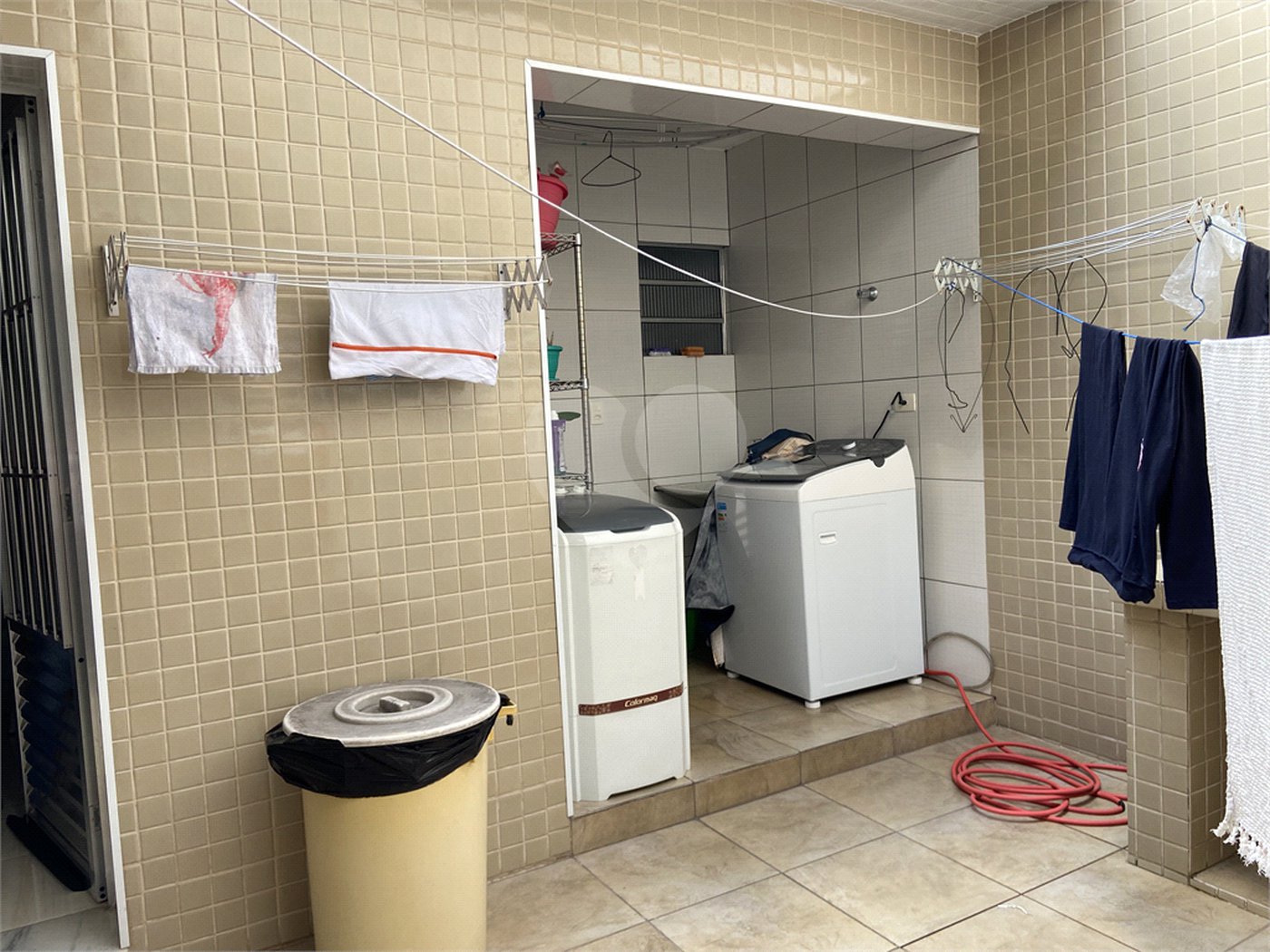 Sobrado à venda com 3 quartos em Vila Paulicéia, São Paulo, SP