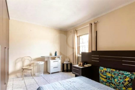 Sobrado à venda com 4 quartos, sendo 1 suíte,  em Vila Dalila, São Paulo, SP