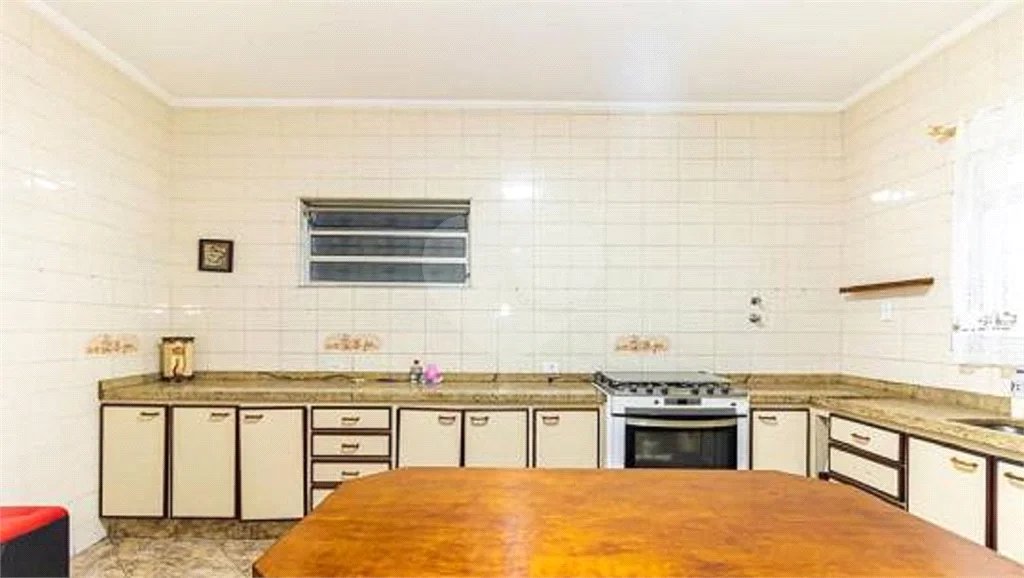 Sobrado à venda com 3 quartos, sendo 1 suíte,  em Vila Gustavo, São Paulo, SP