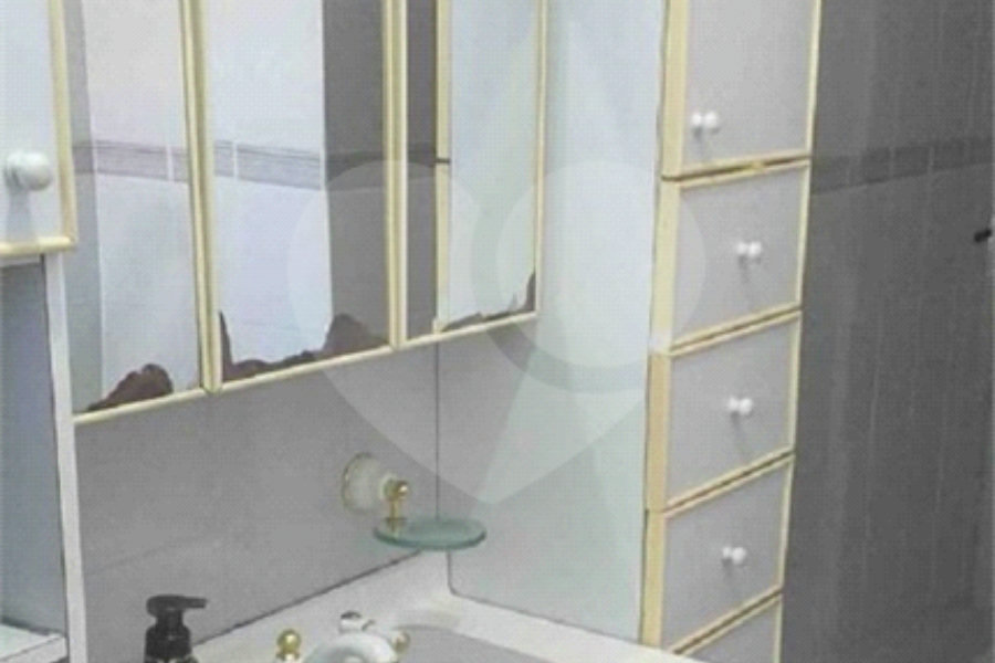Sobrado à venda com 3 quartos em Água Fria, São Paulo, SP