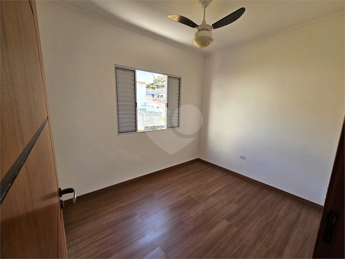 Casa à venda com 3 quartos, sendo 1 suíte, em Jardim Maristela, Atibaia, SP