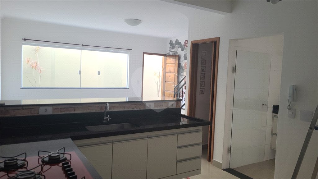 Casa à venda ou para alugar com 2 suítes no condomínio Santa Teresinha, São Paulo - SP