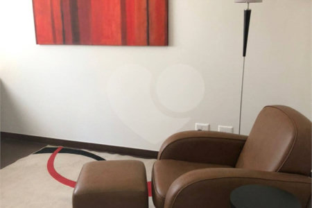 Casa à venda com 5 quartos, sendo 4 suítes, no condomínio Sol Vinhedo, Vinhedo - SP