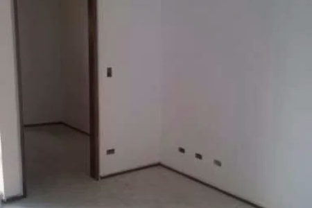 Sobrado à venda com 3 quartos, sendo 2 suítes,  em Jardim Monte Kemel, São Paulo, SP