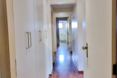 Apartamento à venda com 4 quartos, sendo 3 suítes,  em Vila Andrade, São Paulo, SP
