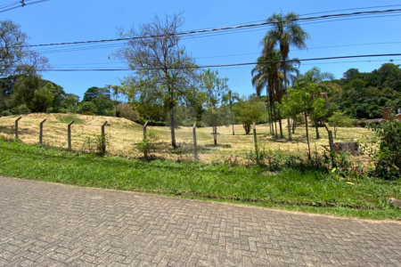 Terreno à venda no condomínio Vale da Santa Fé, Vinhedo - SP