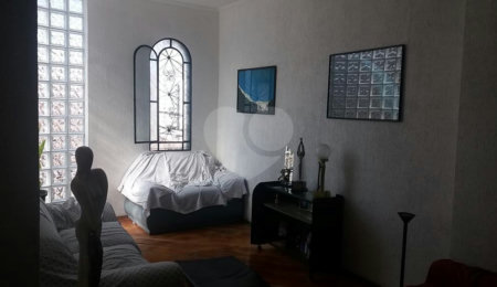 Casa à venda com 3 quartos, sendo 1 suíte, em Santana, São Paulo, SP