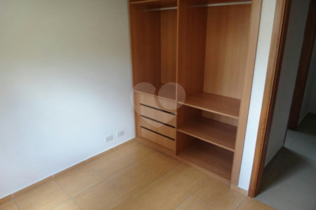 Casa à venda ou para alugar com 4 quartos, sendo 2 suítes, no condomínio Vila Hípica, São Paulo - SP