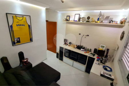 Sobrado à venda com 3 quartos, sendo 1 suíte,  em Jardim Leocádia, Sorocaba, SP