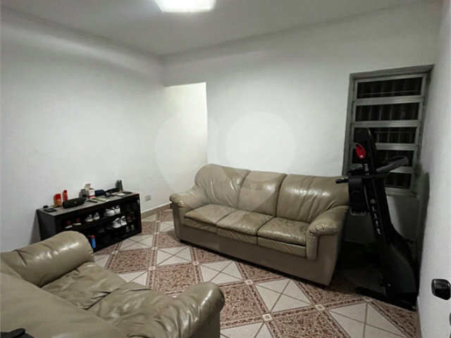 Sobrado à venda com 3 quartos em Tremembé, São Paulo, SP