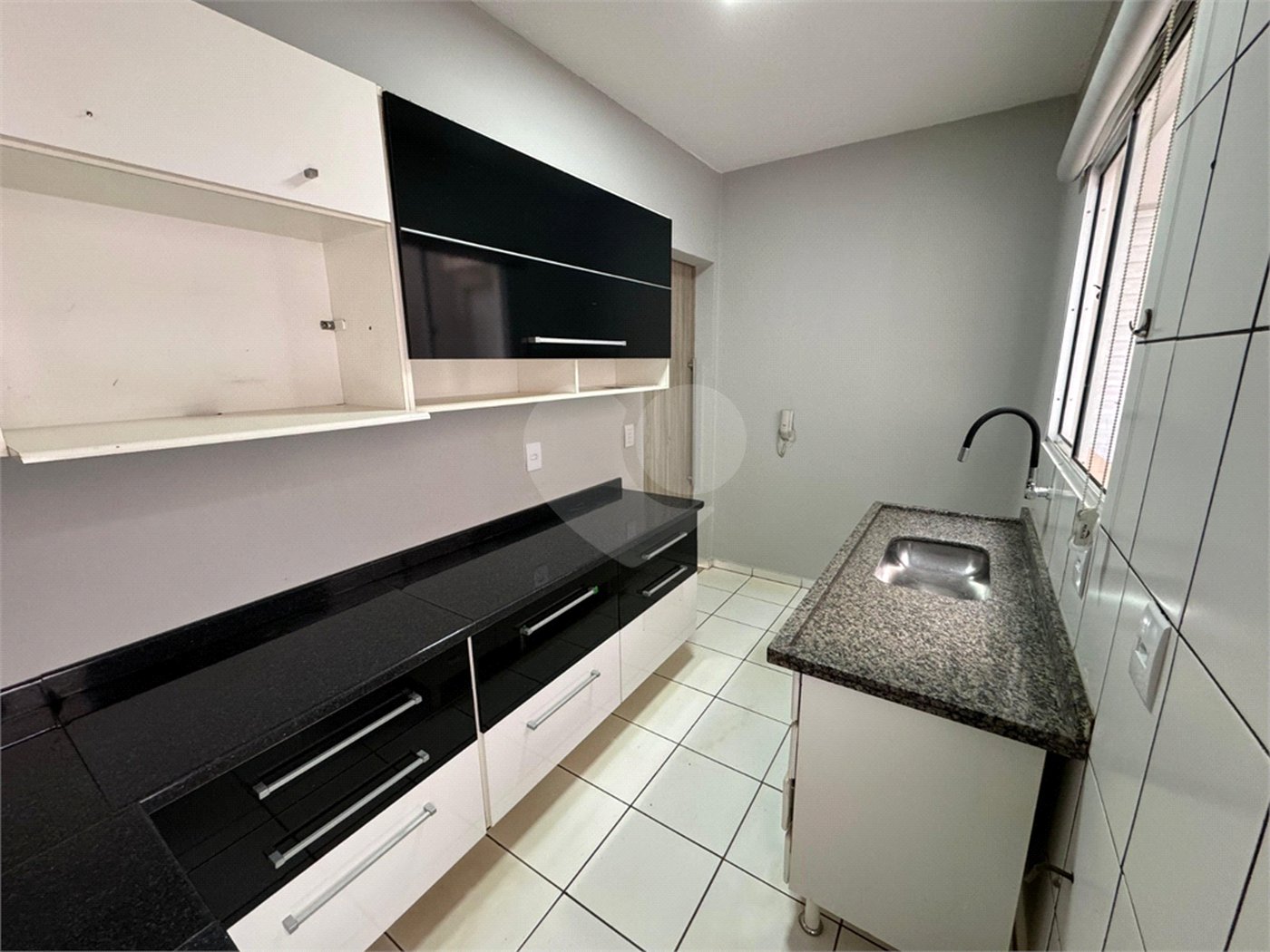Casa à venda com 3 quartos, sendo 1 suíte, no condomínio Terra Nova, Várzea Grande - MT