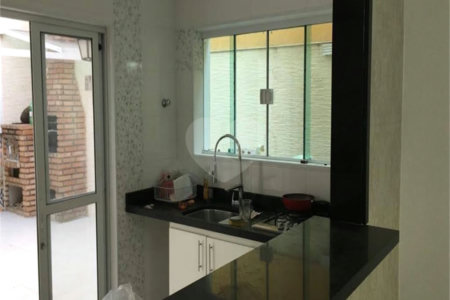 Sobrado à venda com 3 quartos, sendo 1 suíte, em Vila Aurora (zona Norte), São Paulo, SP