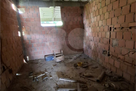 Casa à venda com 5 quartos em Santíssimo, Rio de Janeiro, RJ
