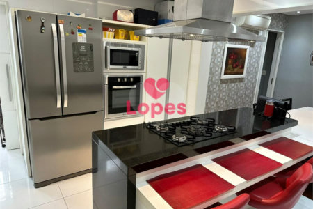 Apartamento à venda com 3 quartos, sendo 2 suítes, em Parque Residencial Aquarius, São José dos Campos, SP