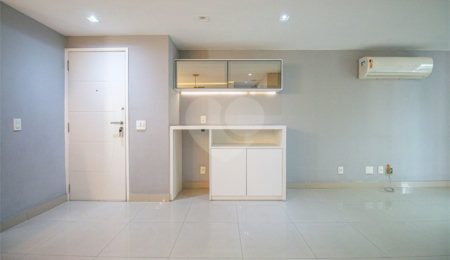 Apartamento à venda com 3 quartos, sendo 1 suíte,  em Tijuca, Rio de Janeiro, RJ