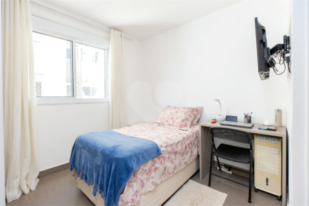 Apartamento à venda com 3 quartos, sendo 2 suítes, em Santo Amaro, São Paulo, SP