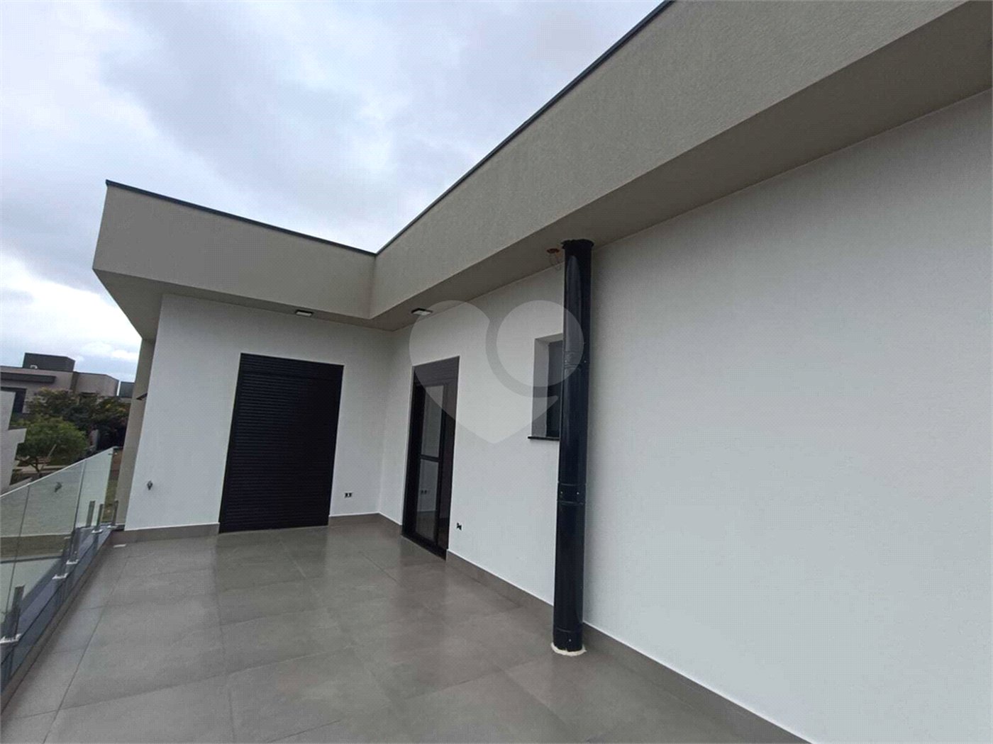 Casa à venda com 3 suítes no condomínio Terras da Estância, Paulínia - SP
