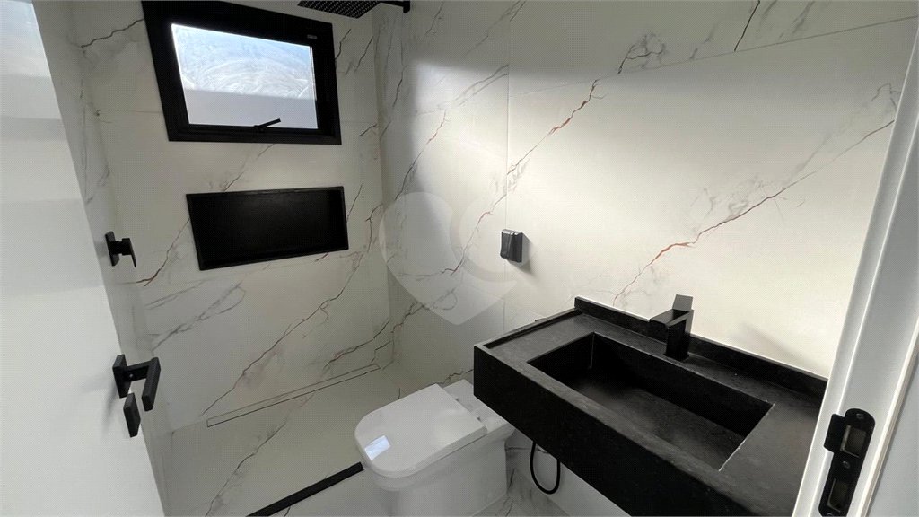 Casa à venda com 4 suítes no condomínio Residencial Granville, Atibaia - SP