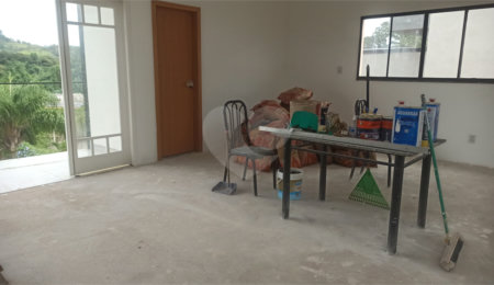 Casa à venda com 3 suítes no condomínio Serra da Estrela, Atibaia - SP