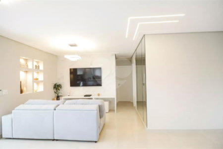 Apartamento à venda com 3 quartos, sendo 1 suíte,  em Vila Dom Pedro II, São Paulo, SP