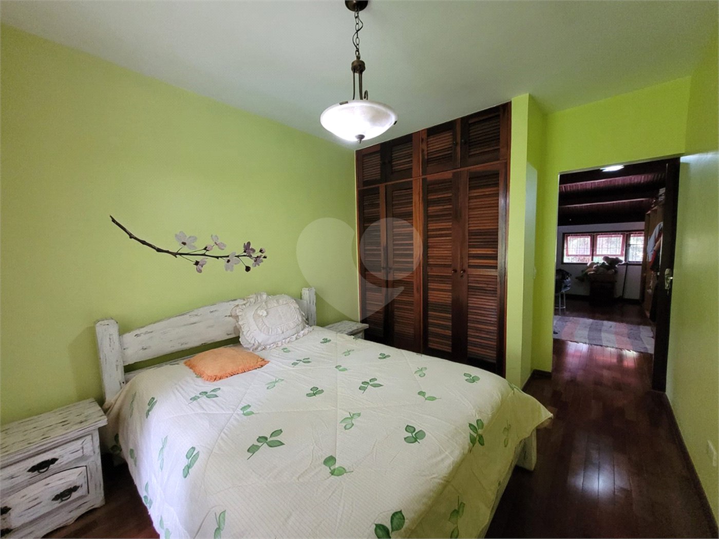 Casa à venda com 4 quartos, sendo 2 suítes,  em Serra da Cantareira, Mairiporã, SP