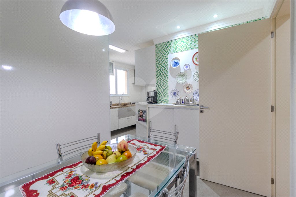 Apartamento à venda com 3 suítes em Vila Mascote, São Paulo, SP