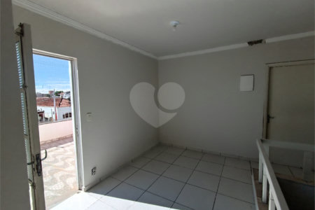 Casa à venda ou para alugar com 3 quartos, sendo 1 suíte, no Centro, Itapetininga, SP