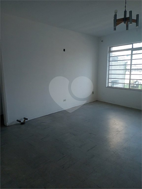 Sobrado à venda com 3 quartos em Vila Romana, São Paulo, SP