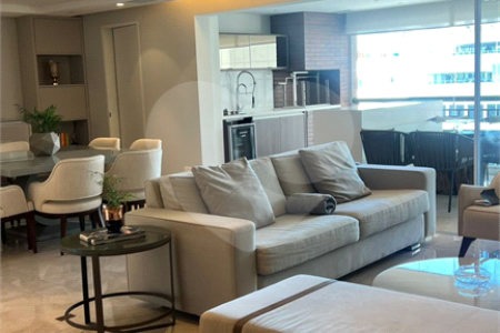 Apartamento à venda com 3 suítes em Água Branca, São Paulo, SP