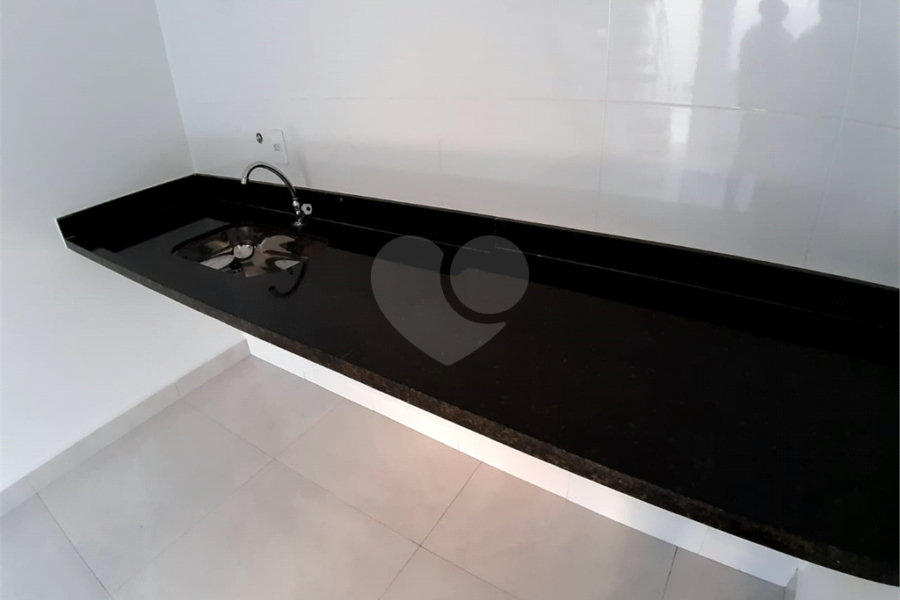 Casa para alugar com 3 quartos, sendo 1 suíte, no condomínio Villagio DI Maria, São Paulo - SP