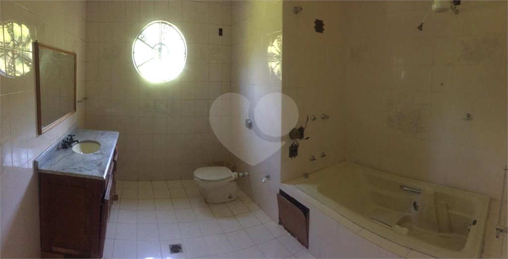 Sítio à venda com 9 quartos, sendo 4 suítes, em Remédios, Mairiporã, SP