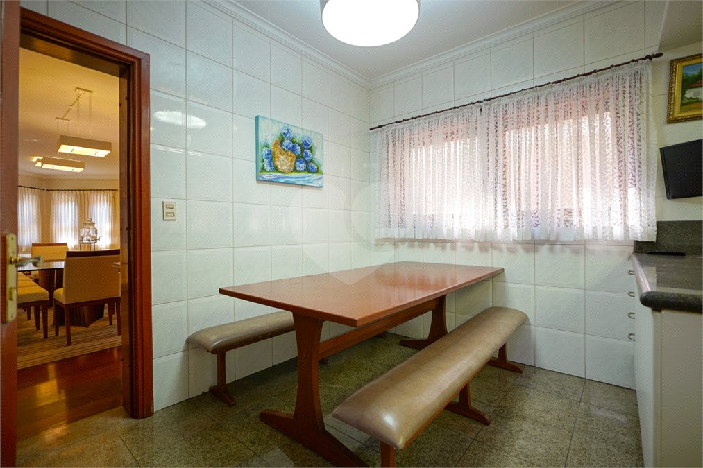 Casa à venda com 4 quartos, sendo 2 suítes, em Interlagos, São Paulo, SP