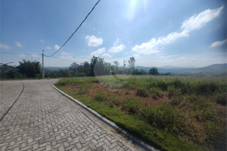 Terreno à venda no condomínio Residencial Solar São Judas Tadeu, Piracaia - SP