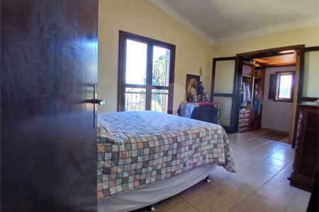 Casa à venda com 3 quartos, sendo 2 suítes, em Jardim Brogotá, Atibaia, SP
