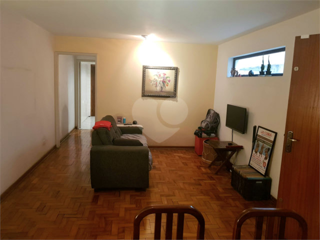 Sobrado à venda com 3 quartos em Granja Julieta, São Paulo, SP