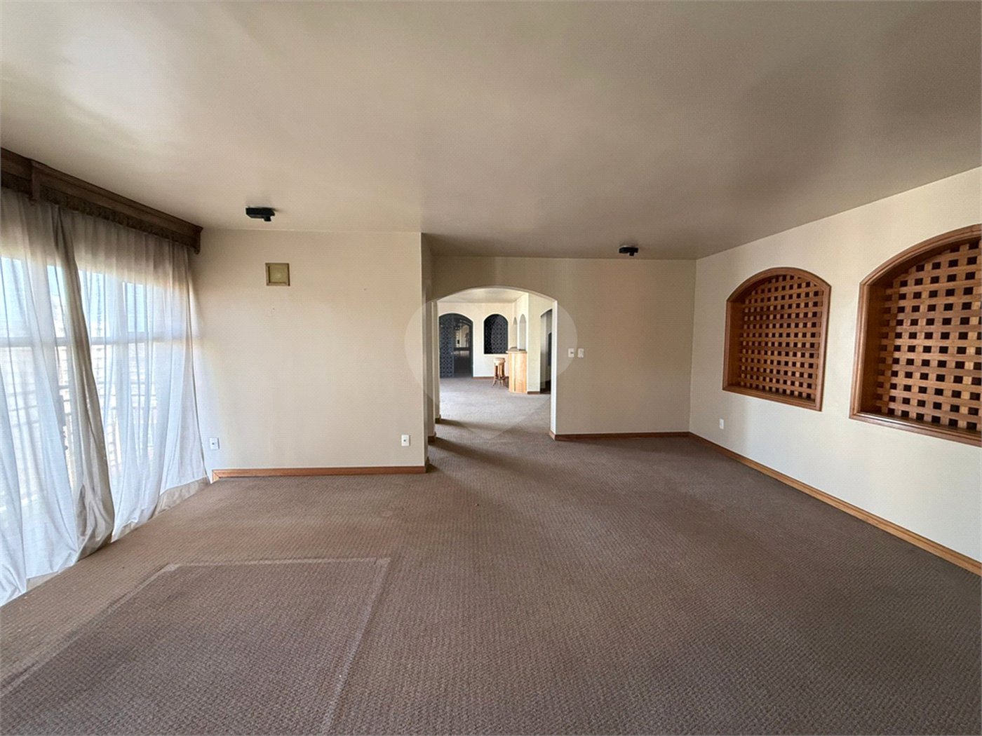 Apartamento à venda com 4 quartos, sendo 2 suítes, no Centro, Araraquara, SP
