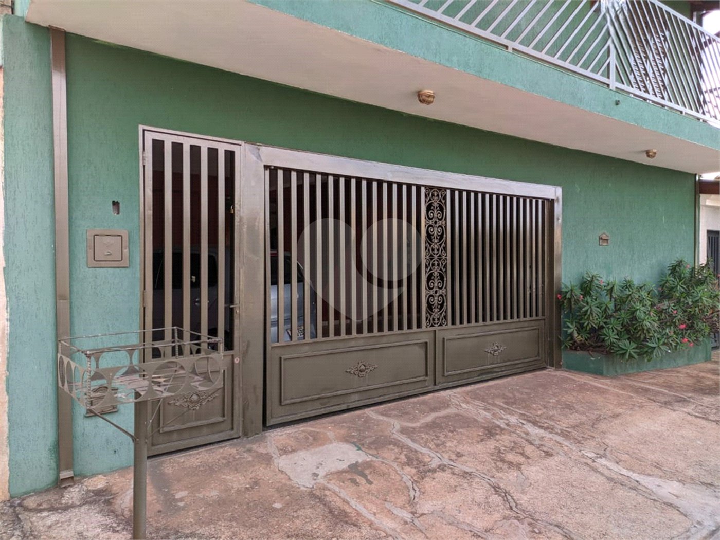 Casa à venda com 4 quartos, sendo 1 suíte, em Valentina Figueiredo, Ribeirão Preto, SP