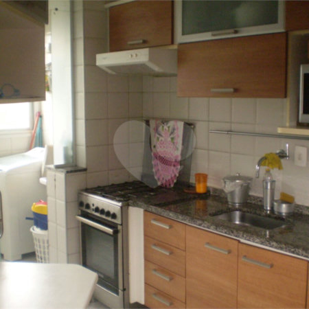 Apartamento à venda com 2 quartos em Jardim Ivana, São Paulo, SP